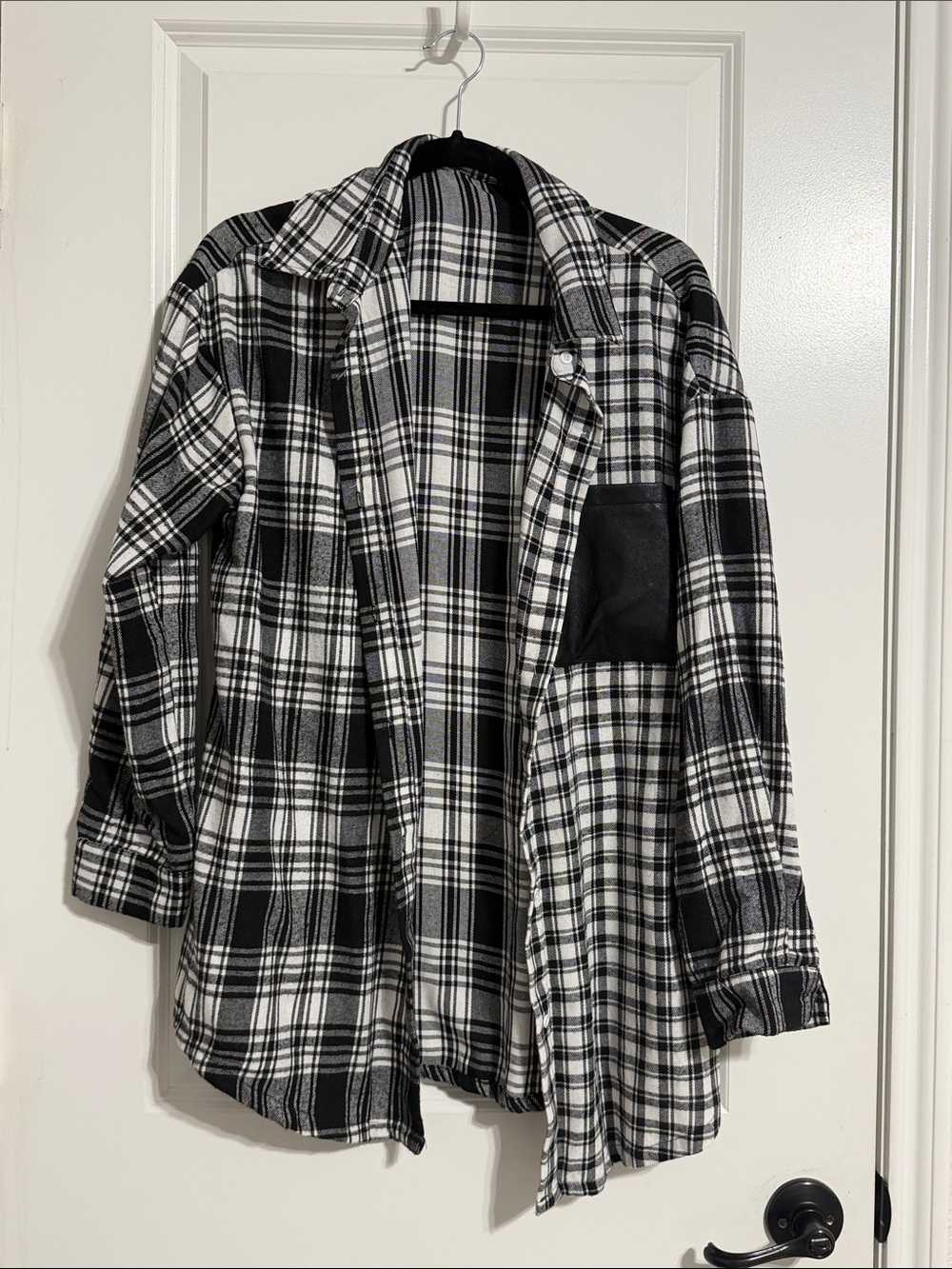 Women's Black & White Plaid Open-Front Jacket